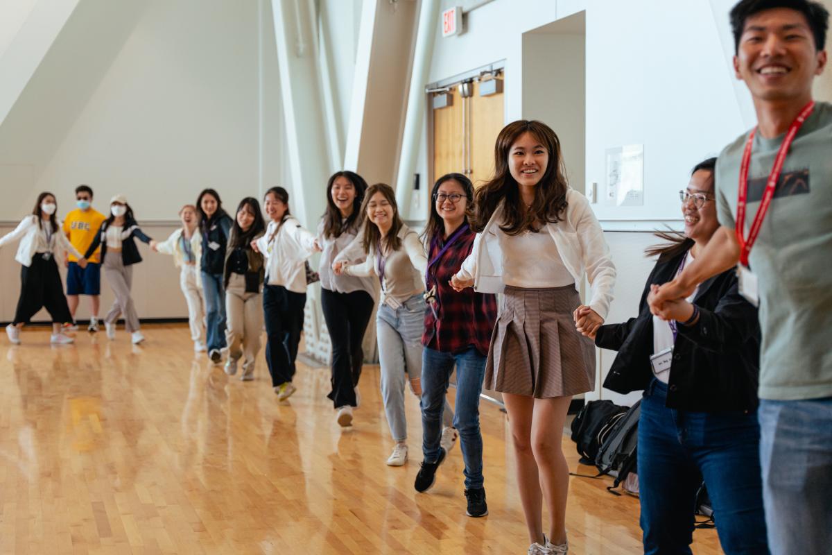 VSP students form a conga line that circles The Great Hall (photo: Bohdan Lee/Vancouver Summer Program)