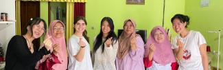 Team photo taken after an interview - photo Hazim Rizqy Ramadhan