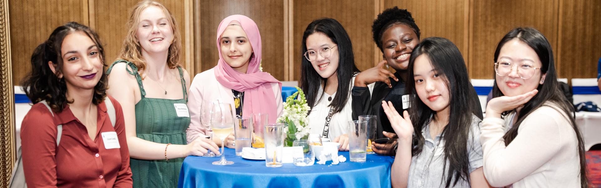 Students from UBC and VinUni mingle at the reception hosted by UBC in Vietnam (photo: HNE Asia Media & Technology Company Ltd.)